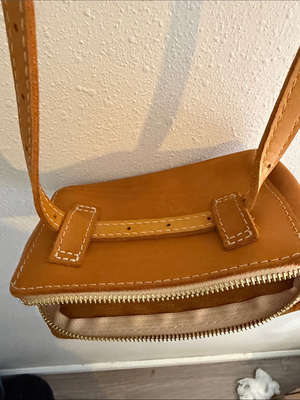 Portland Leather Cognac Crossbody waist Bag - Picture 3 of 12